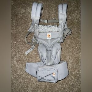 Ergobaby Carrier New!